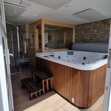 Apartament Szaloki Haz