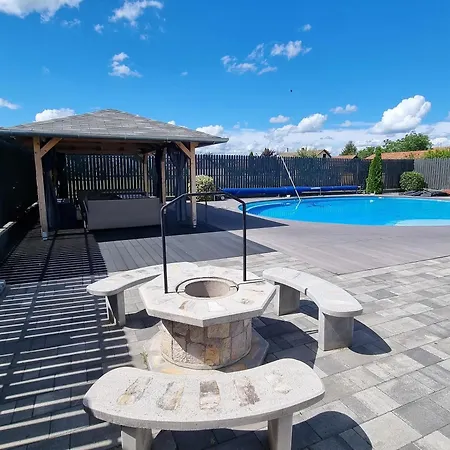 Szaloki Haz Abádszalók