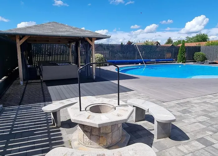 Szaloki Haz Abádszalók